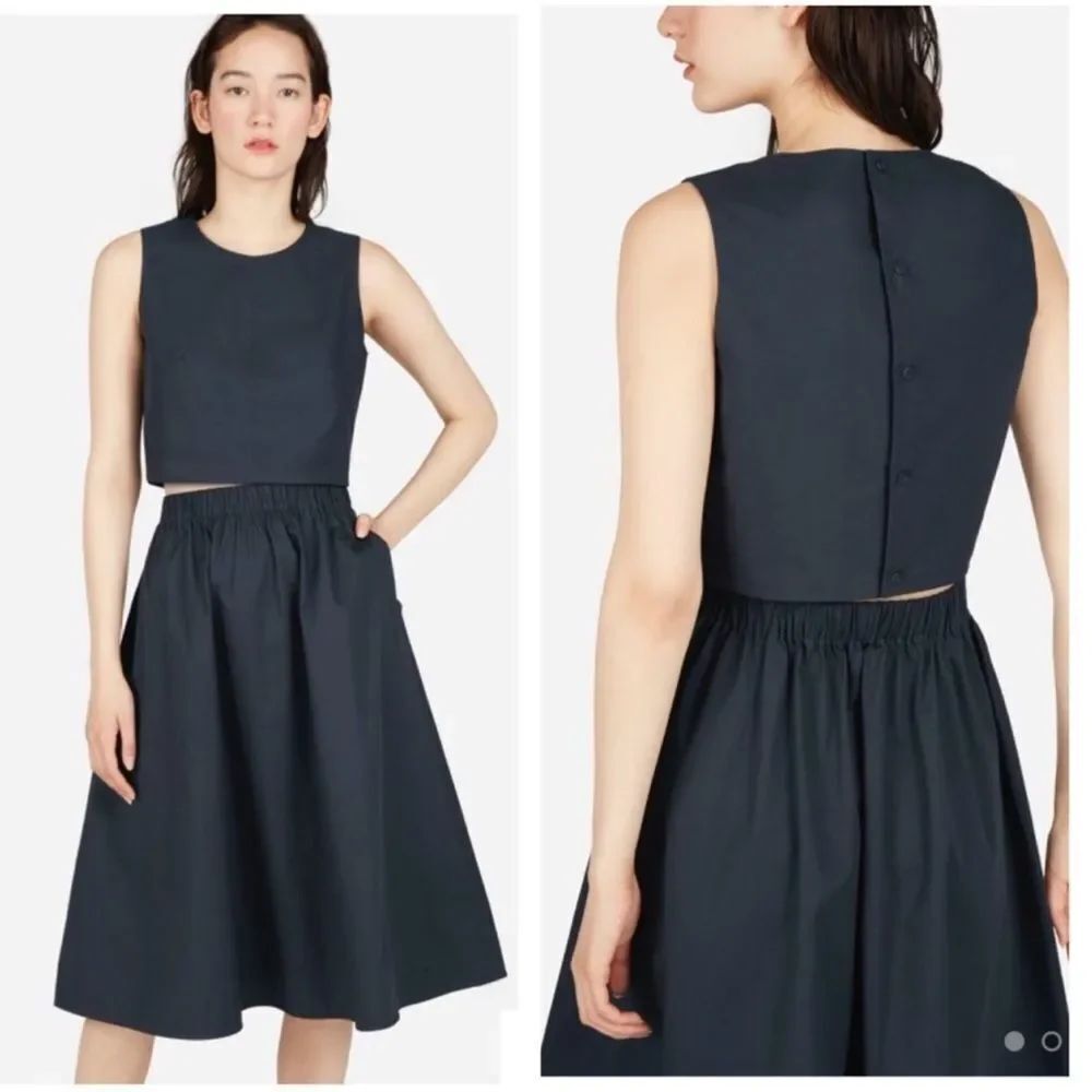 NEW Chic Everlane Clean Cotton Button Back Crop Top Blouse